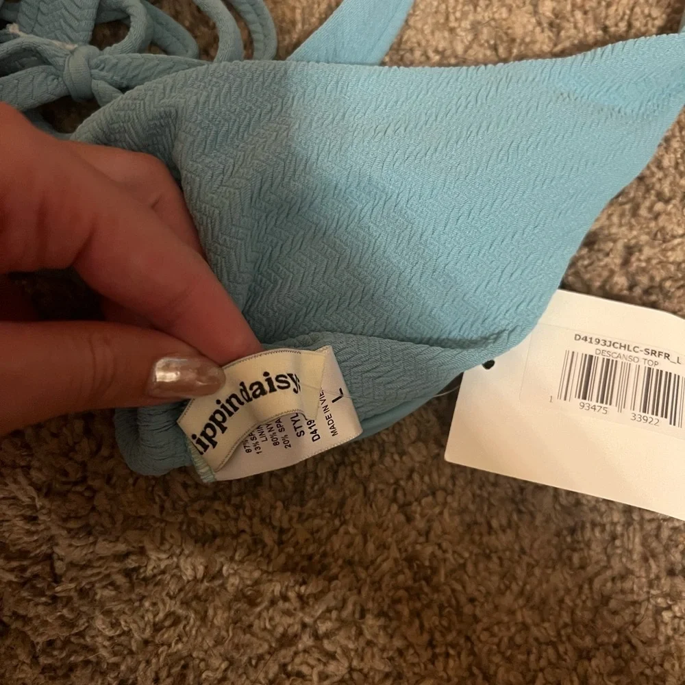NWT Dippin Daisys bikini top - Picture 8 of 9